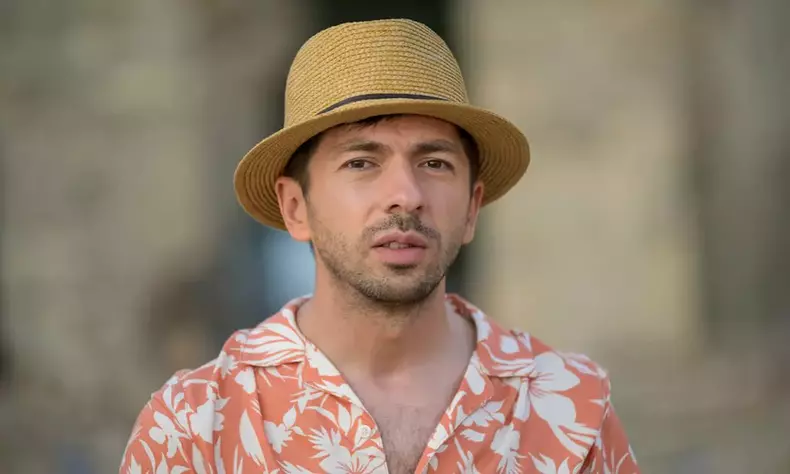 mircea-bravo-vacanta-cu-soacra-1024x614