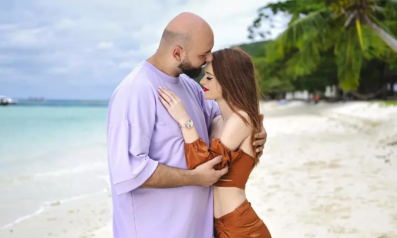 Ce spune Radu Vâlcan despre relația dintre Teodora și Alex de la "Insula Iubirii". Prezentatorul show-ului a văzut cu ochii lui ce se petrece între cei doi