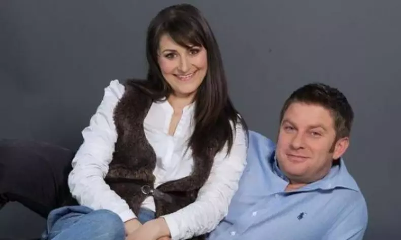 pavel-bartos-si-sotia-sa-un-cuplu-extrem-de-simpatic-pe-covorul-rosu_5_size7