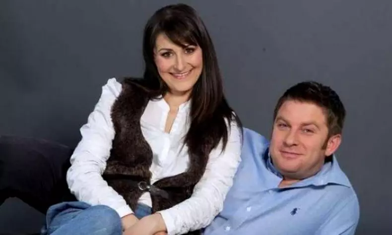 pavel-bartos-si-sotia-sa-un-cuplu-extrem-de-simpatic-pe-covorul-rosu_5_size7-1024x614