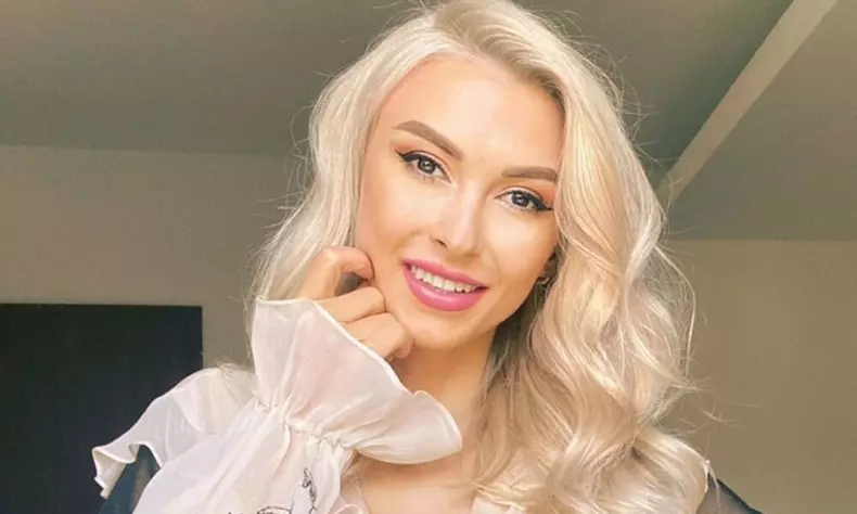 Andreea-Bălan-a-ajuns-de-urgență-la-spital-Medicii-se-tem-că-va-avea-nevoie-de-operație-1000x600