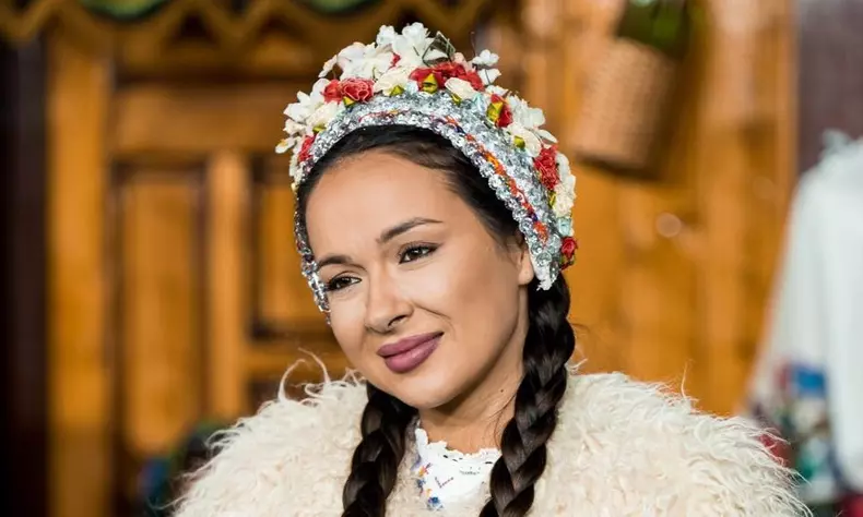 Motivul-pentru-care-Vladuta-Lupau-si-a-pus-in-cap-romanii-din-Diaspora.-De-ce-e-acuzata-artista-1-1