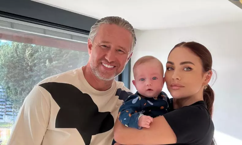 ptemagfzad01njqyzdk3yzg5mtvjyzuzmty1ngq5zdgxyzjjnde3na.thumb_