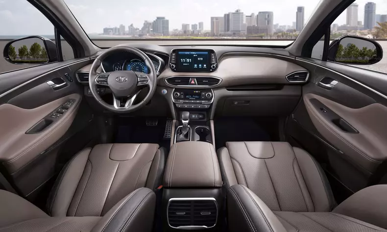 2018 Hyundai Santa Fe Interior