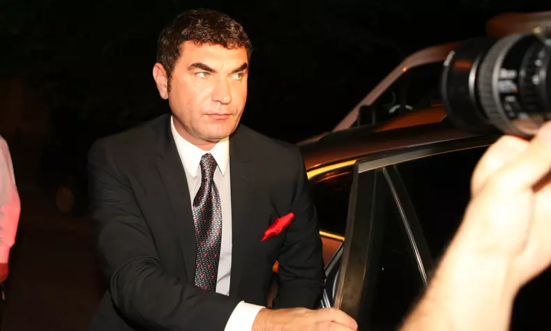 Cristi Borcea, dezamăgit de Maybach: „Mă ia cu amețeală!”