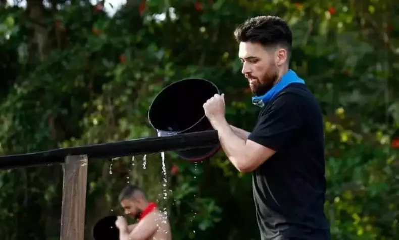 Sorin-Puscasu-a-practicat-fotbalul-timp-de-8-ani-1024x617