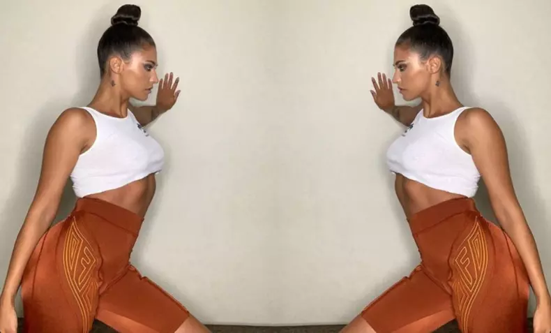 Antonia-bust-impresionant-după-ce-și-a-pus-silicoane-”Ați-fost-curioși-Asta-e-gata”-FOTO