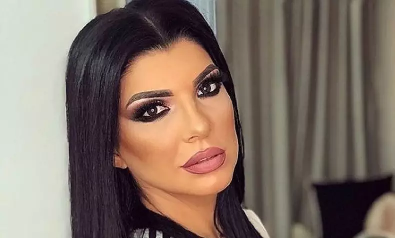 andreea-tonciu-nemachiata-1-1