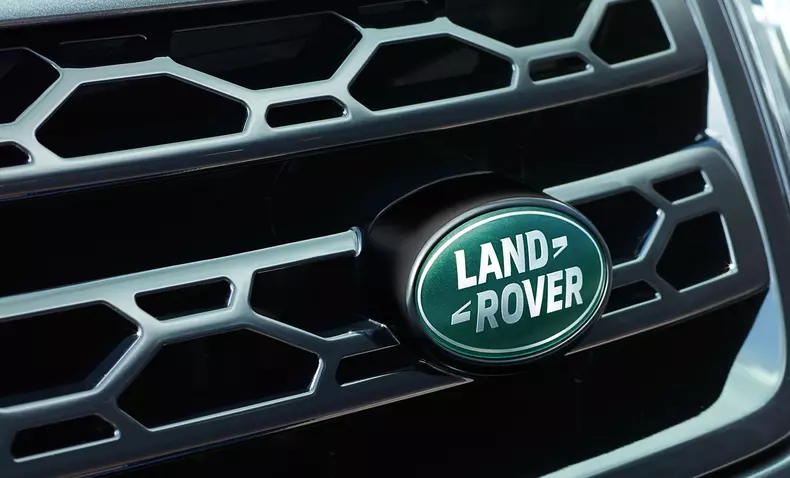 land-rover-defender-2020