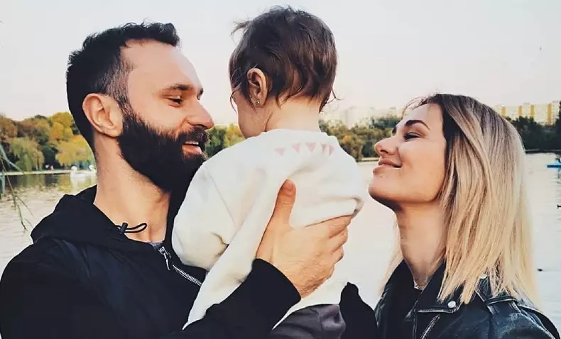 Feli Donose, iubitul ei Cătălin și fiica lor Nora Luna