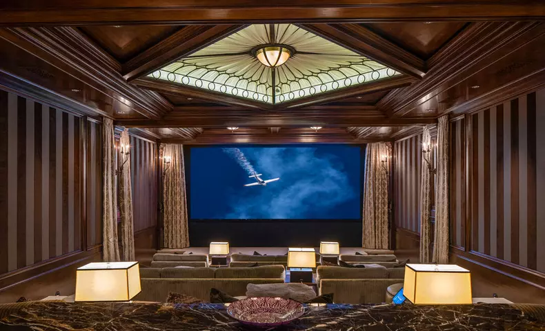 Mark Wahlberg vend son château à Los Angeles pour 87.5 millions de dollars