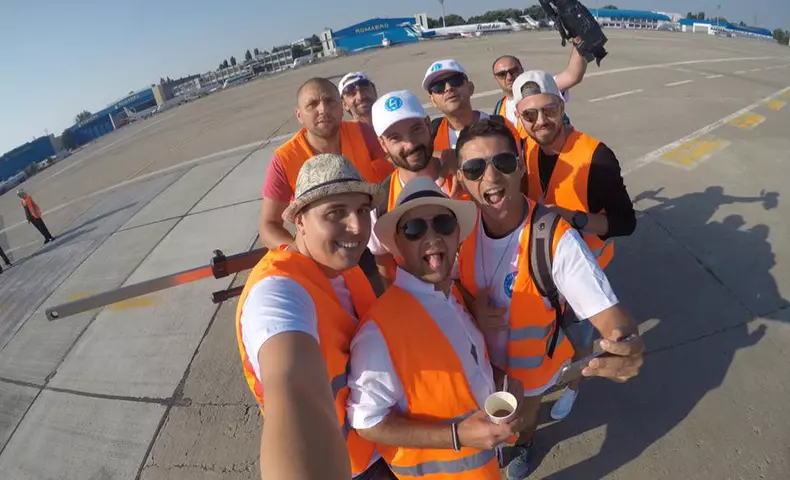 Au început filmările pentru „Aventură cu 4 stele” (Antena 1). Cine sunt primele vedete care au plecat în Grecia (1)