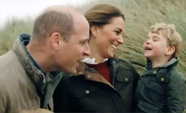 Happy families for Prince William , Kate Middleton and their children to mark 10th wedding anniversary