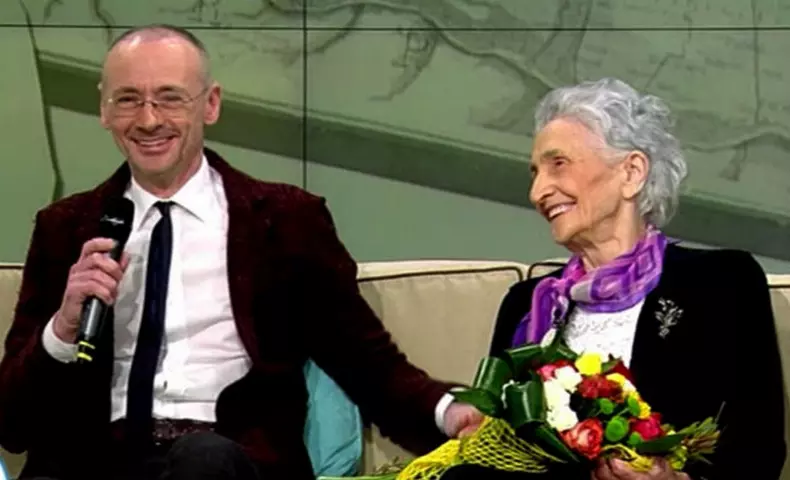 de-ce-mihai-albu-nu-isi-duce-mama-la-un-camin-de-batrani-4