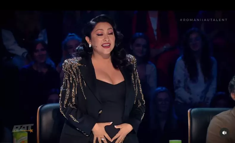 Andra, despre kilogramele în plus  (10)