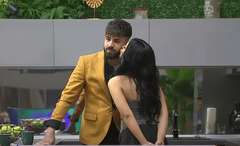 Moldo și Kira8
