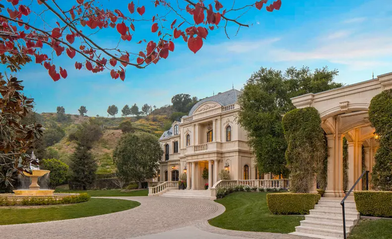 Mark Wahlberg vend son château à Los Angeles pour 87.5 millions de dollars