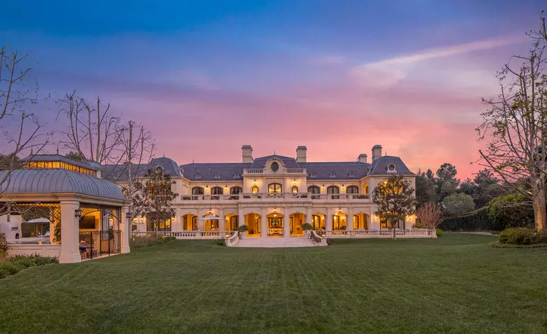Mark Wahlberg vend son château à Los Angeles pour 87.5 millions de dollars