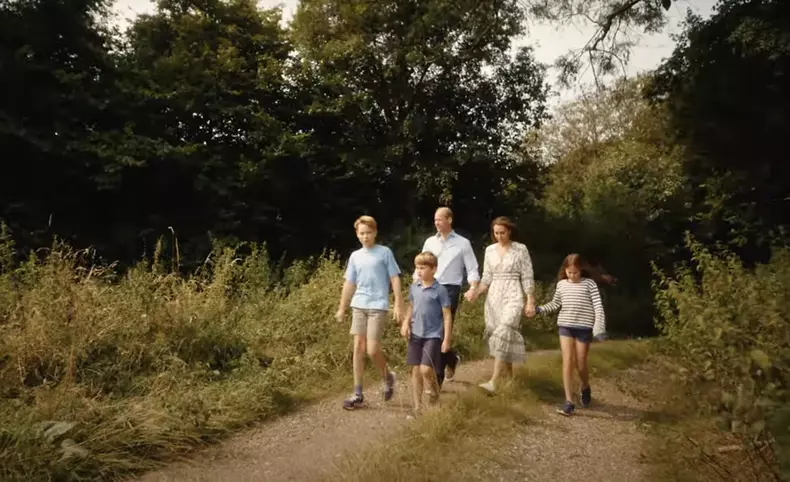 Kate Middleton annonce en avoir fini avec la chimiothérapie lors d'une vidéo en famille diffusée lundi 9 septembre 2024
