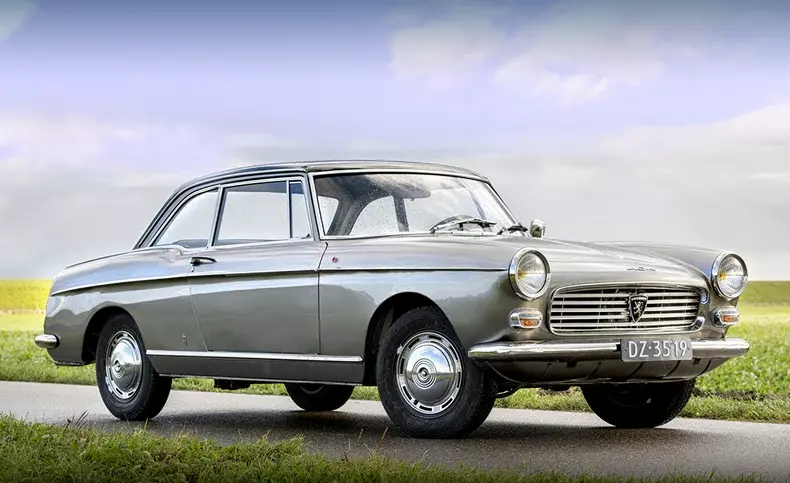 Peugeot 404 Coupe 01