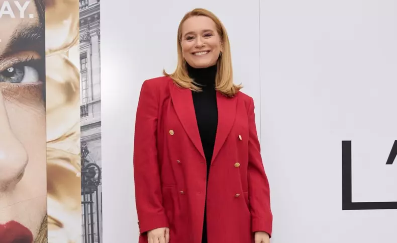 andreea-esca40