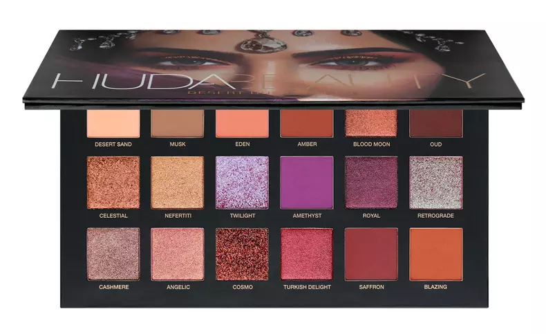 Paletă de farduri, Huda Beauty, Desert Dusk, 260 lei, disponibilă Sephora