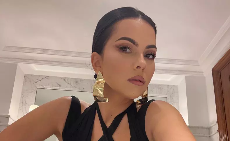 inna-a-incins-internetul-cu-imaginile-din-vacanta.-detaliul-observat-de-fani-a-starnit-zeci-de-comentarii.-foto-12