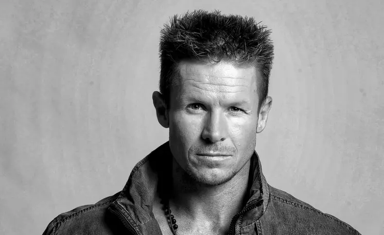 Felix Baumgartner, înmormântare privată în Austria. Mihaela Rădulescu, familia și prietenii apropiați, singurii prezenți la funeralii