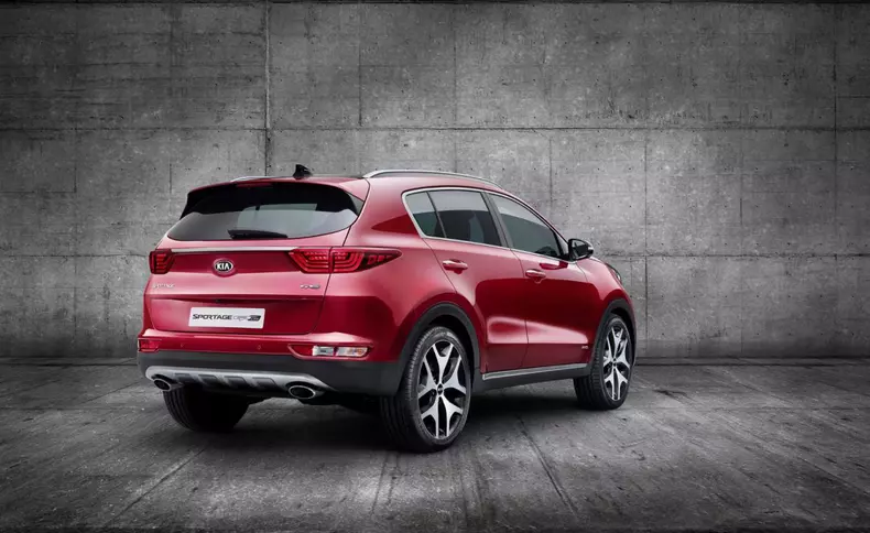 kia sportage (2)