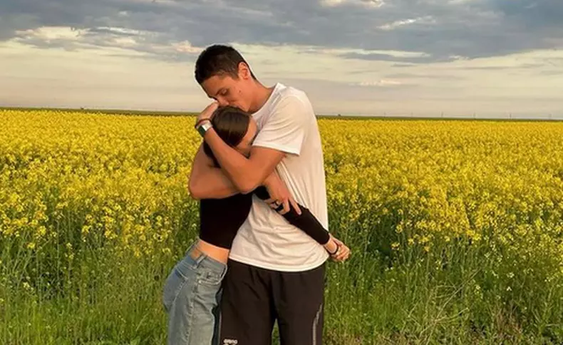 David-Popovici-iubitta2