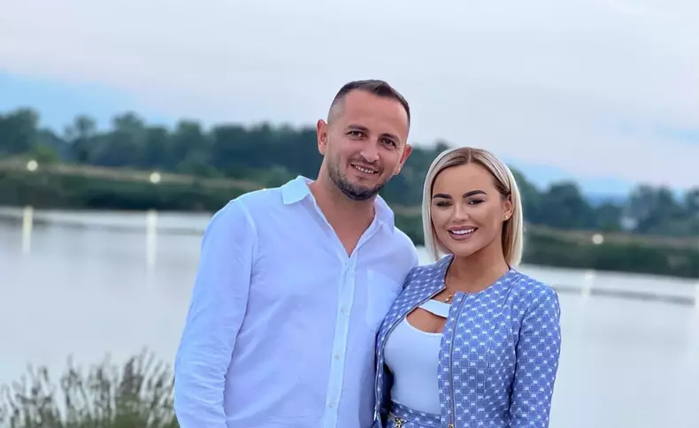 unde-au-plecat-carmen-de-la-salciua-si-sotul-ei-in-luna-de-miere.-cantareata-e-mai-fericita-ca-niciodata-6