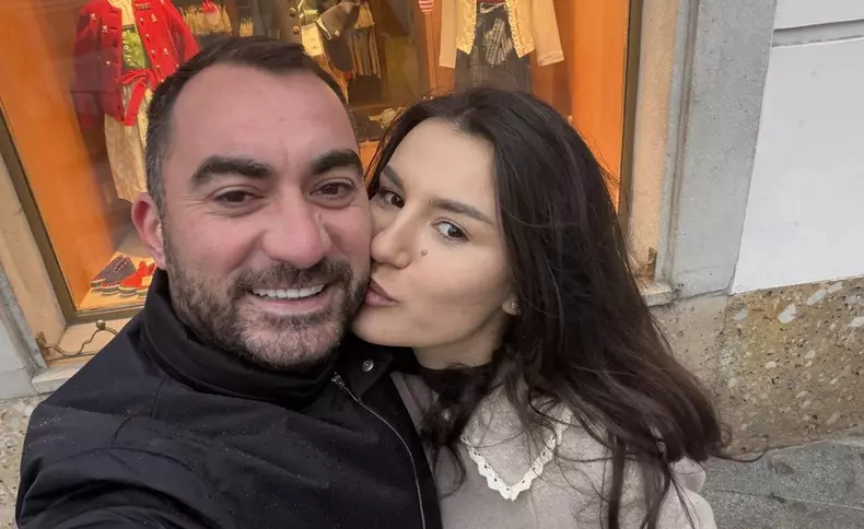 Pescobar și Lavinia1