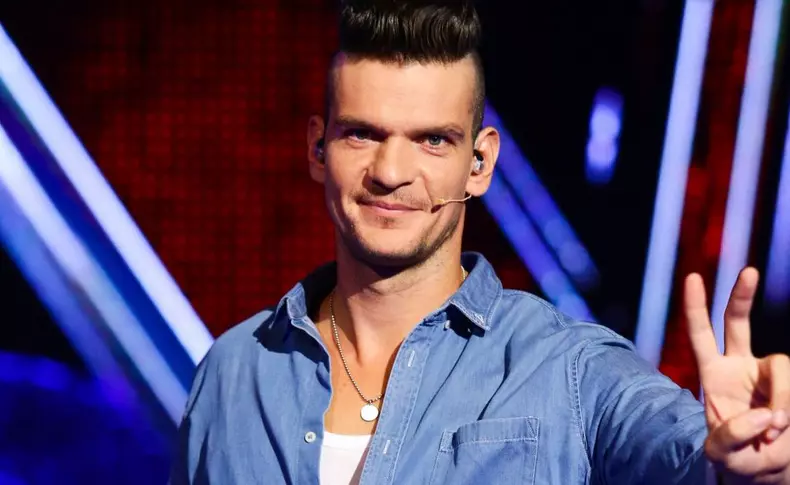 vocea romaniei tudor