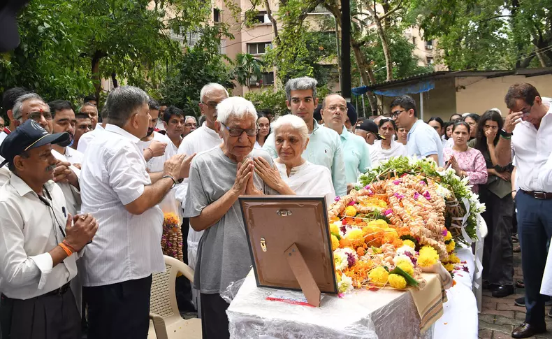 Captain Sumeet Sabharwal'S Funeral In Mumbai, India - 17 Jun 2025