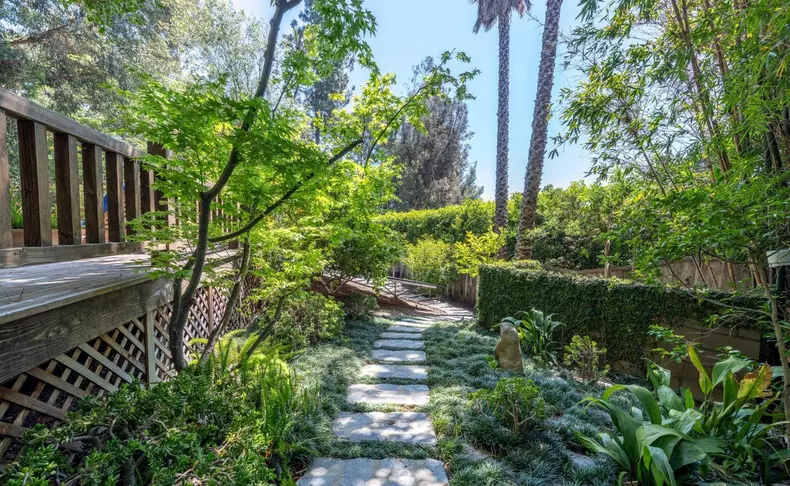 Paris Jackson Bought THis Hollywood Hills Retreat For $3.8 Million Dollars