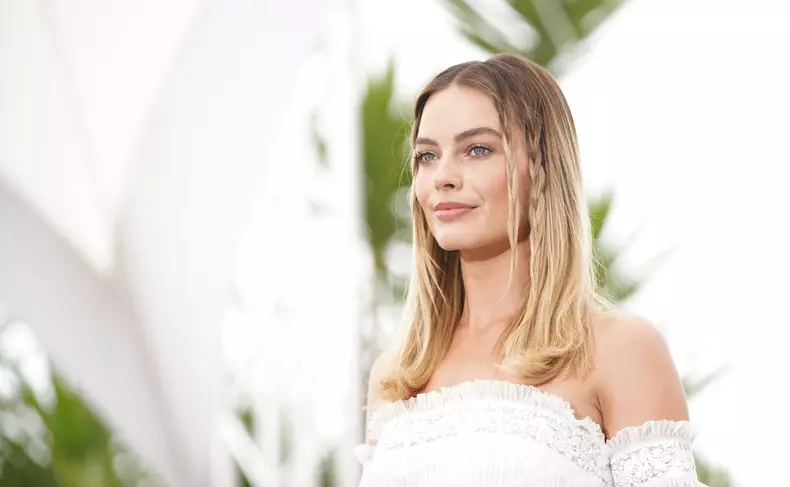 Margot,Robbie,Attends,Theâ,Photocall,For,"once,Upon,A,Time