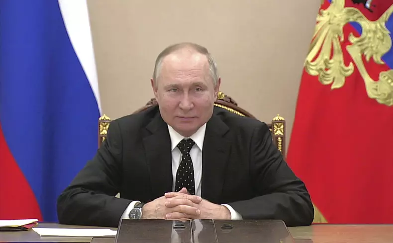 Russian President Putin Chairs Meeting on the Economy