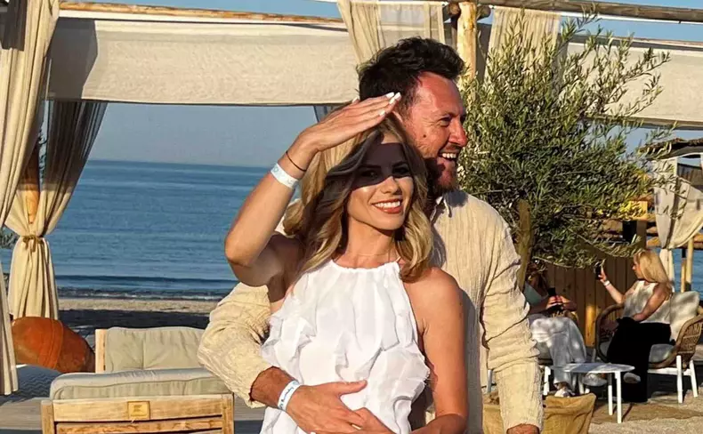 roxana-hulpe-insarcinata1