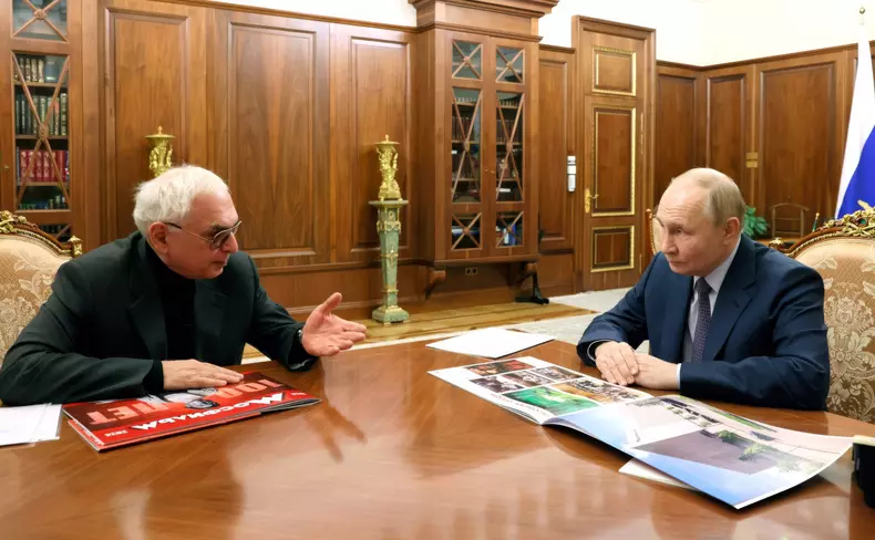 Russian President Putin Meets with Mosfilm Director General Shakhnazarov