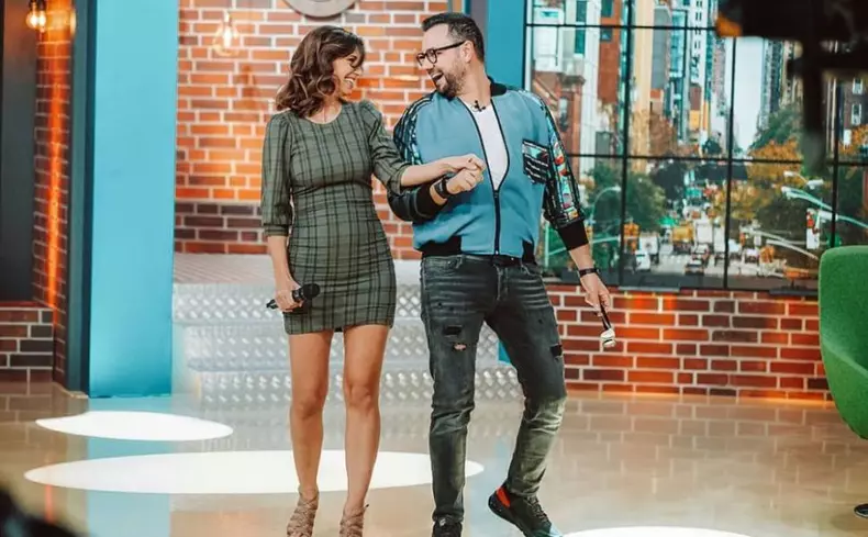 cum-arata-dana-rogoz-in-6-luni-de-sarcina-de-abia-acum-a-inceput-sa-i-se-vada-burtica_4_size2