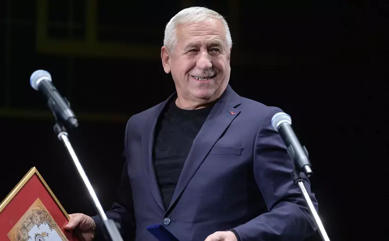 TEATRUL ODEON - CEREMONIE - CETATEAN DE ONOARE AL MUNICIPIULUI B