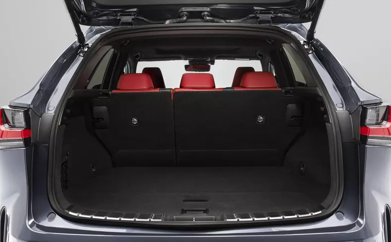 Lexus NX 350h si Lexus NX450h+ 15