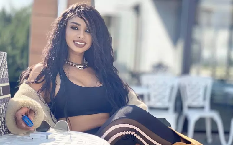 laurette despre relatia cu iubitul ei