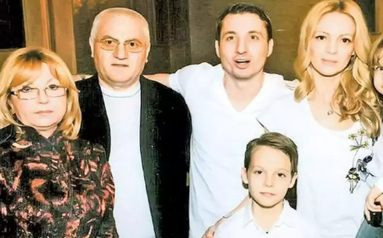 mitica-dragomir-familie3