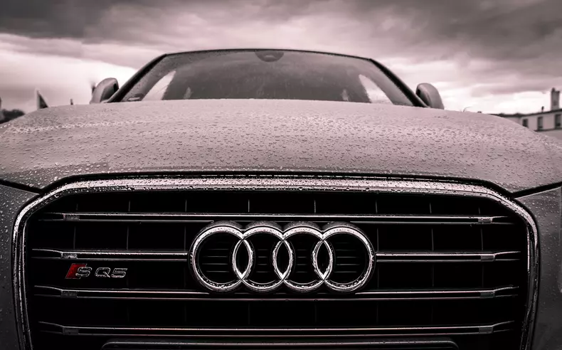 Dieselgate: patru foști directori Audi, acuzați de fraudă