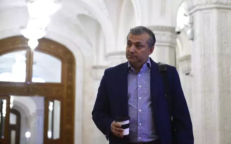 hepta_2928668-scaled