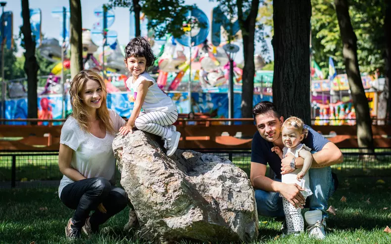 Mihai Gruia, ex Akcent si Laura au împreună 2 fetiţe