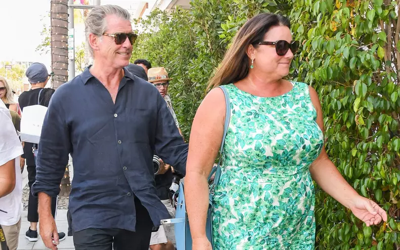 Pierce Brosnan și sotia