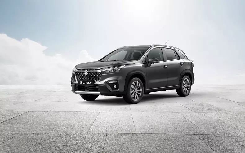 10_S-CROSS_exterior_low