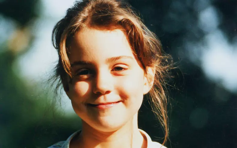 Cum arăta Kate Middleton când era mică